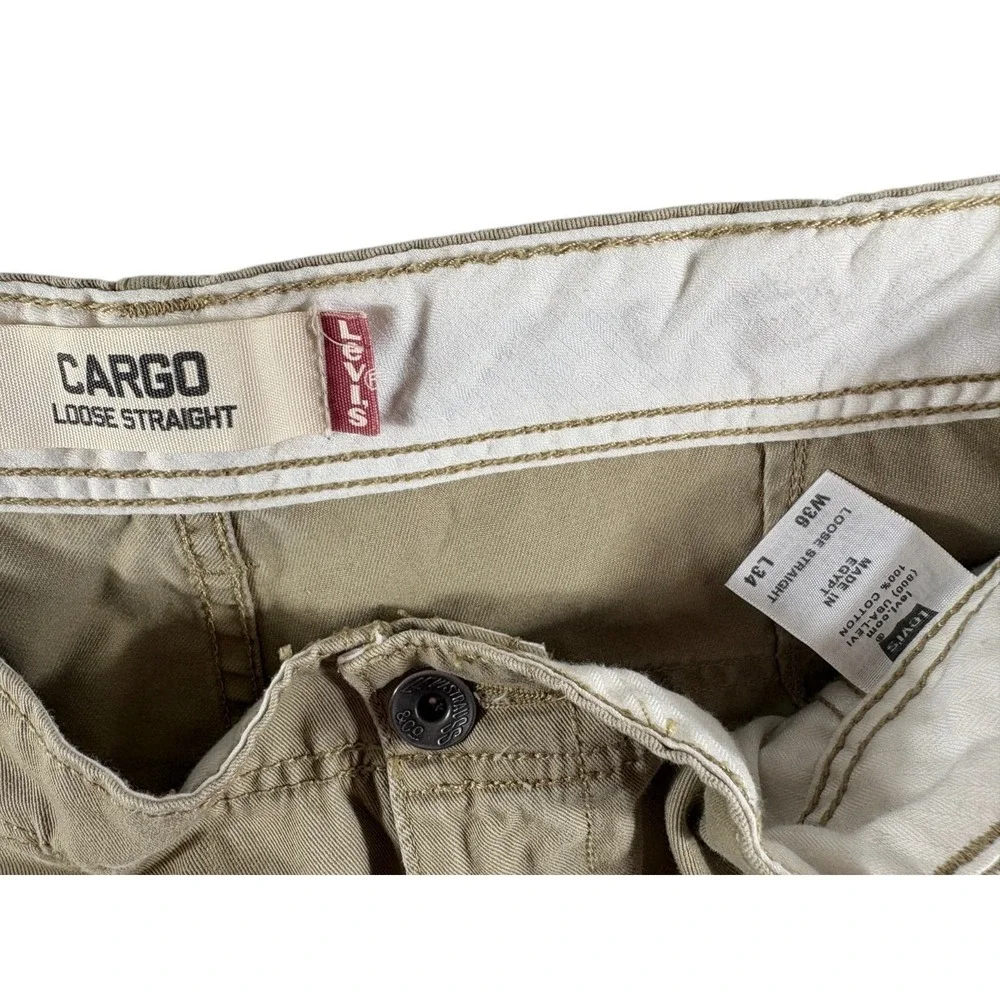 Levi's Authentic Loose Fit Straight Leg Cargo Pants Men 36x32 Beige Flap Pockets